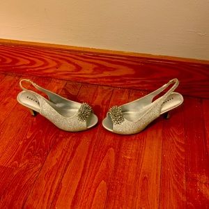 Karen Scott pumpsNever been worn